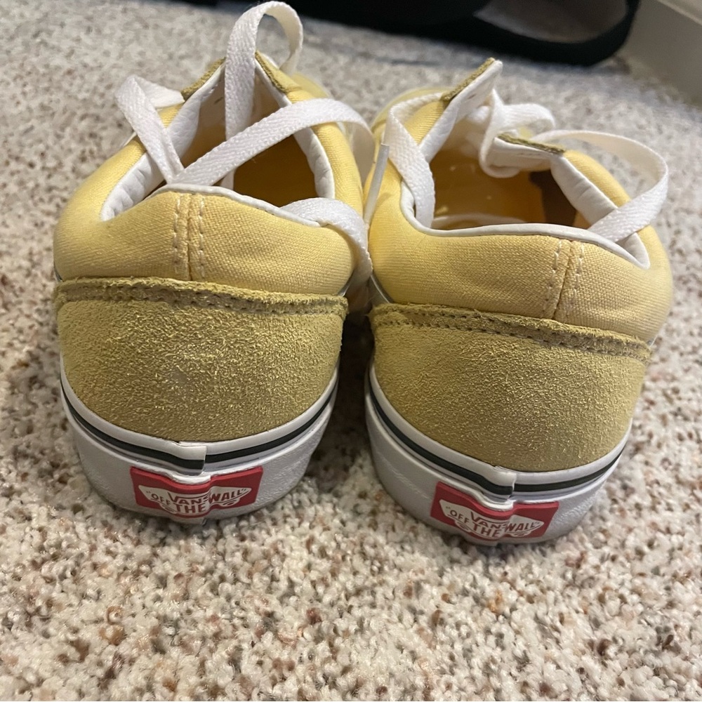 Yellow Vans - Picture 4 of 7